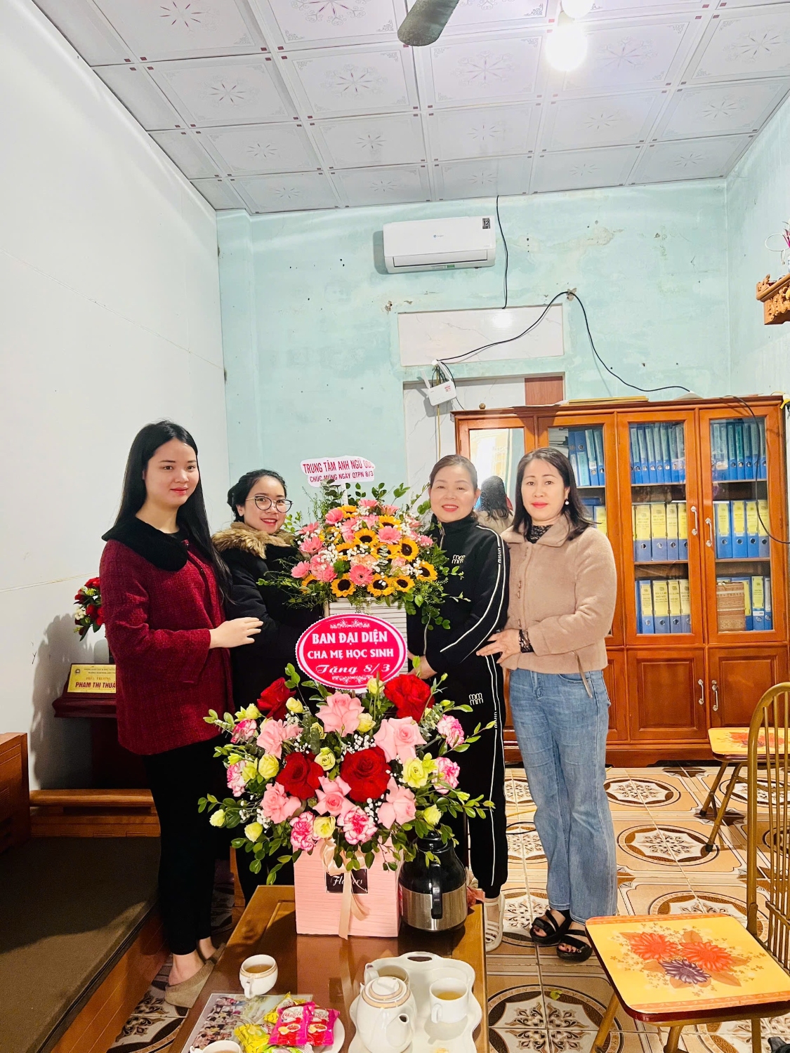 Trung tâm ODC tặng hoa
